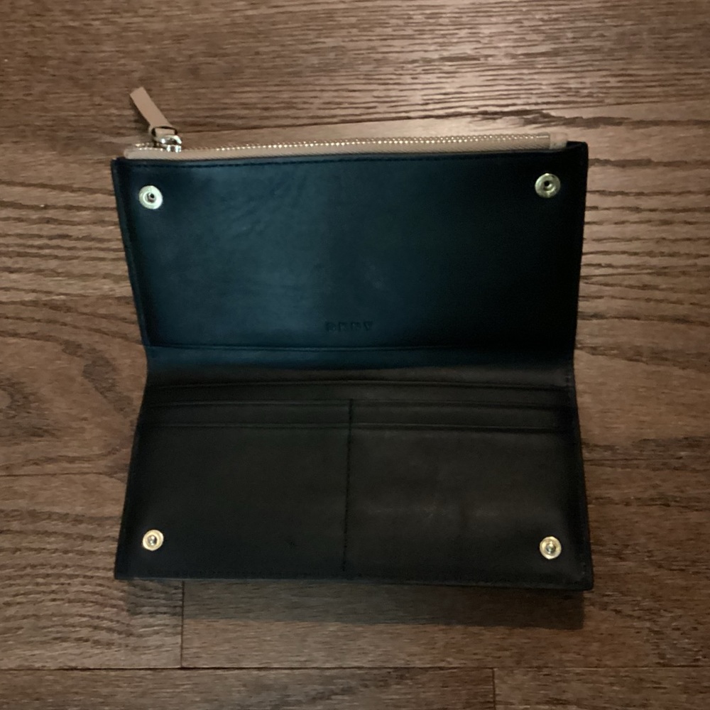 Multi Compartment Wallet - Picture 3 of 3